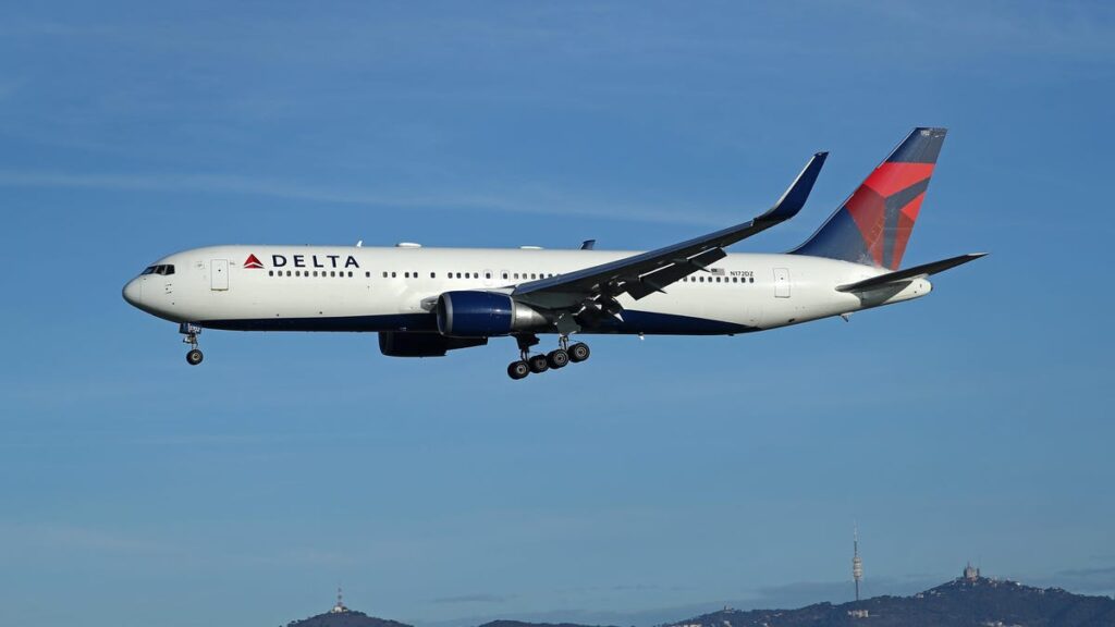 Armed Delta Co-Pilot Allegedly Threatened To Shoot Captain 'Multiple Times'