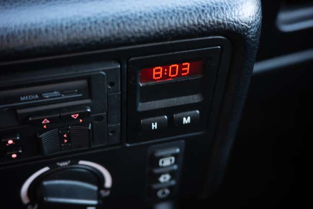Image for article titled Buttons Are Still The Best For Adjusting Settings In Cars