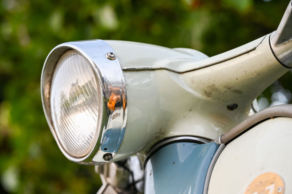 Lambretta Li150 headset