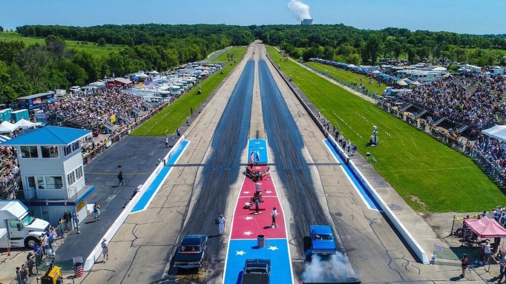 Illinois High School's Racing Program Can't Race After Losing Insurance Policy