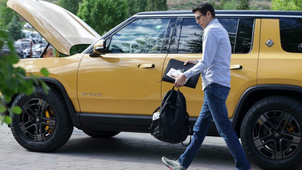 Rivian is the real winner in Elon Musk's latest drama