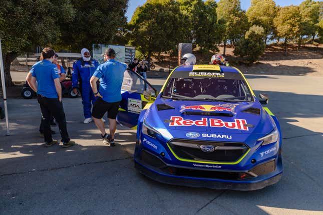 Image for article titled I Had A Claustrophobia-Induced Panic Attack In A Rally Car