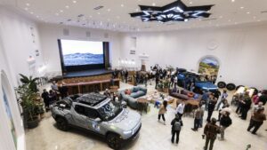 U.S. new-vehicle sales expected to rise 13% in December on discounts, inventory