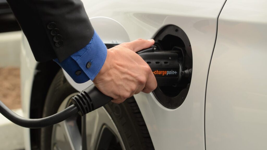 The Average EV Driver Is Sitting At A Fast Charger For More Than 40 Minutes