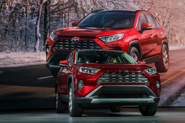 Image for article titled Small Crossovers Are Catching Up To Big Trucks Among America's Best-Selling Vehicles