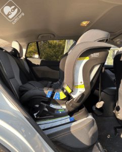 Britax Poplar rear facing with lower anchors Britax Poplar rear facing with lower anchors