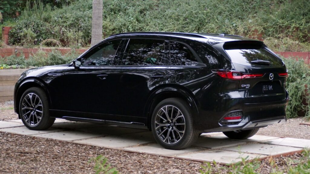 2025 Mazda CX-70 Preview: Sure, why not? Small niche, small effort