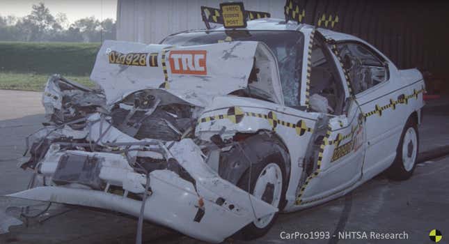 Image for article titled 22-Year-Old Crash Test Shows The Dangers Of Big SUVs Have Been Around For Years