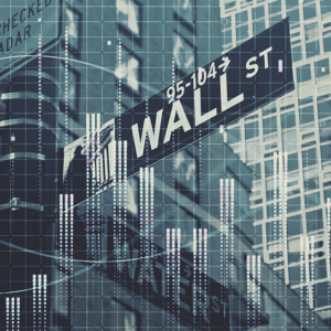 Refection of Wall Street sign (photo: Adobe Stock)