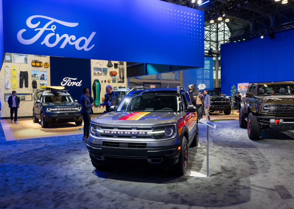Ford Bronco Hybrid