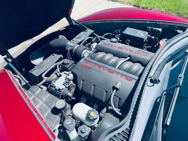 Image for article titled At $22,000, Is This 2007 Chevy Corvette A Star-Spangled Steal?